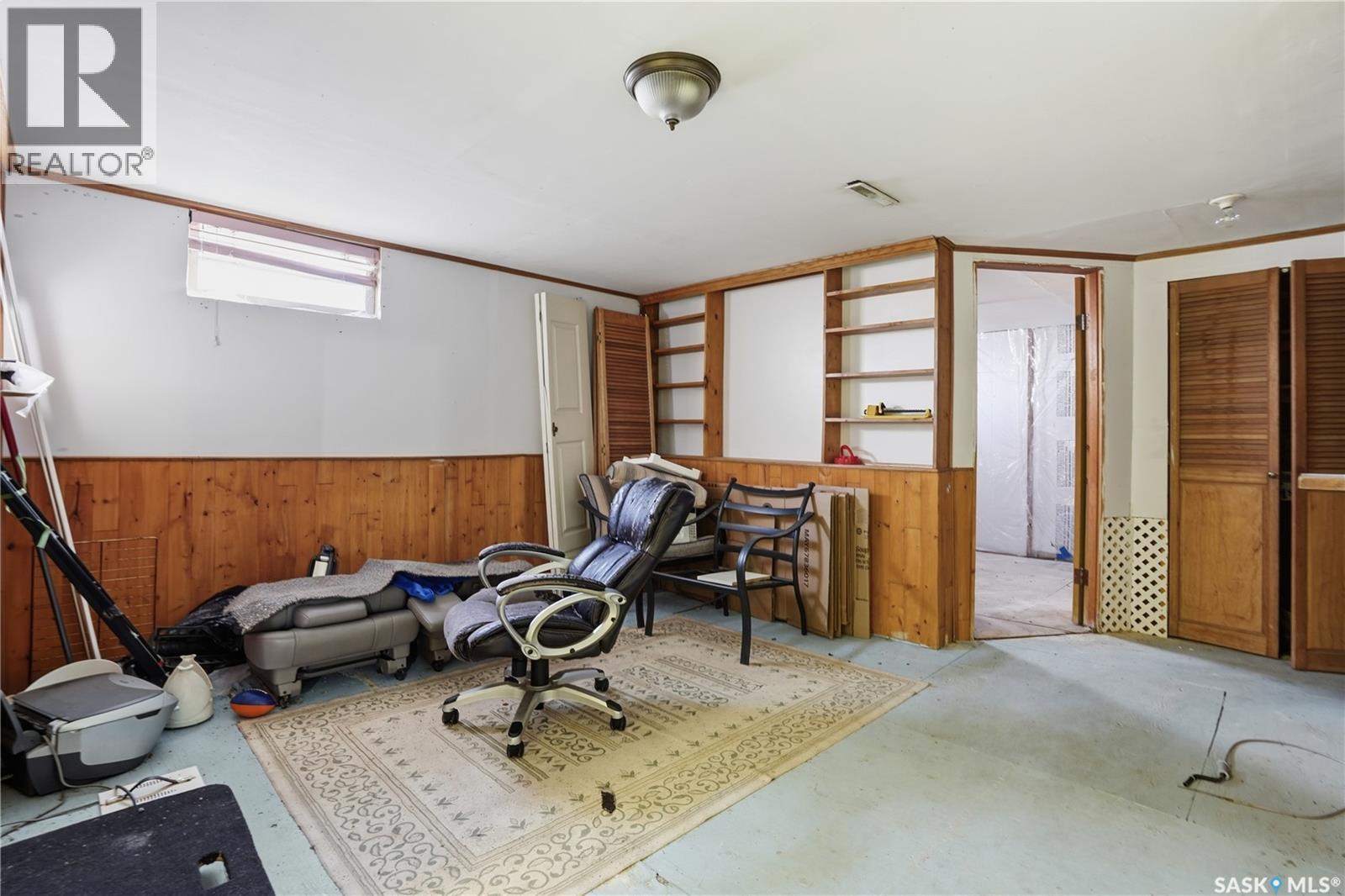 Chamberlain Acreage, Chamberlain, SK - Indoor