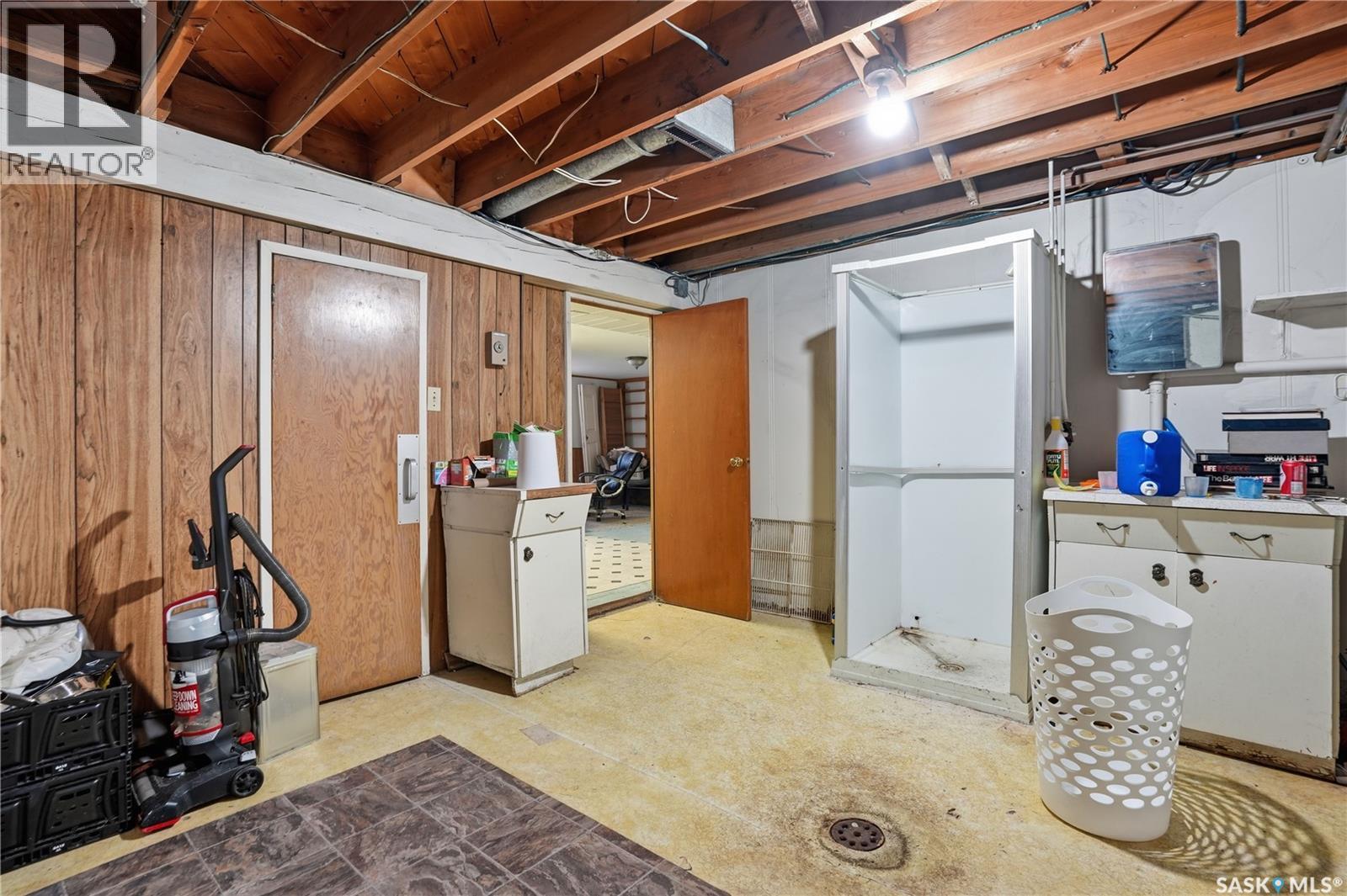 Chamberlain Acreage, Chamberlain, SK - Indoor Photo Showing Basement