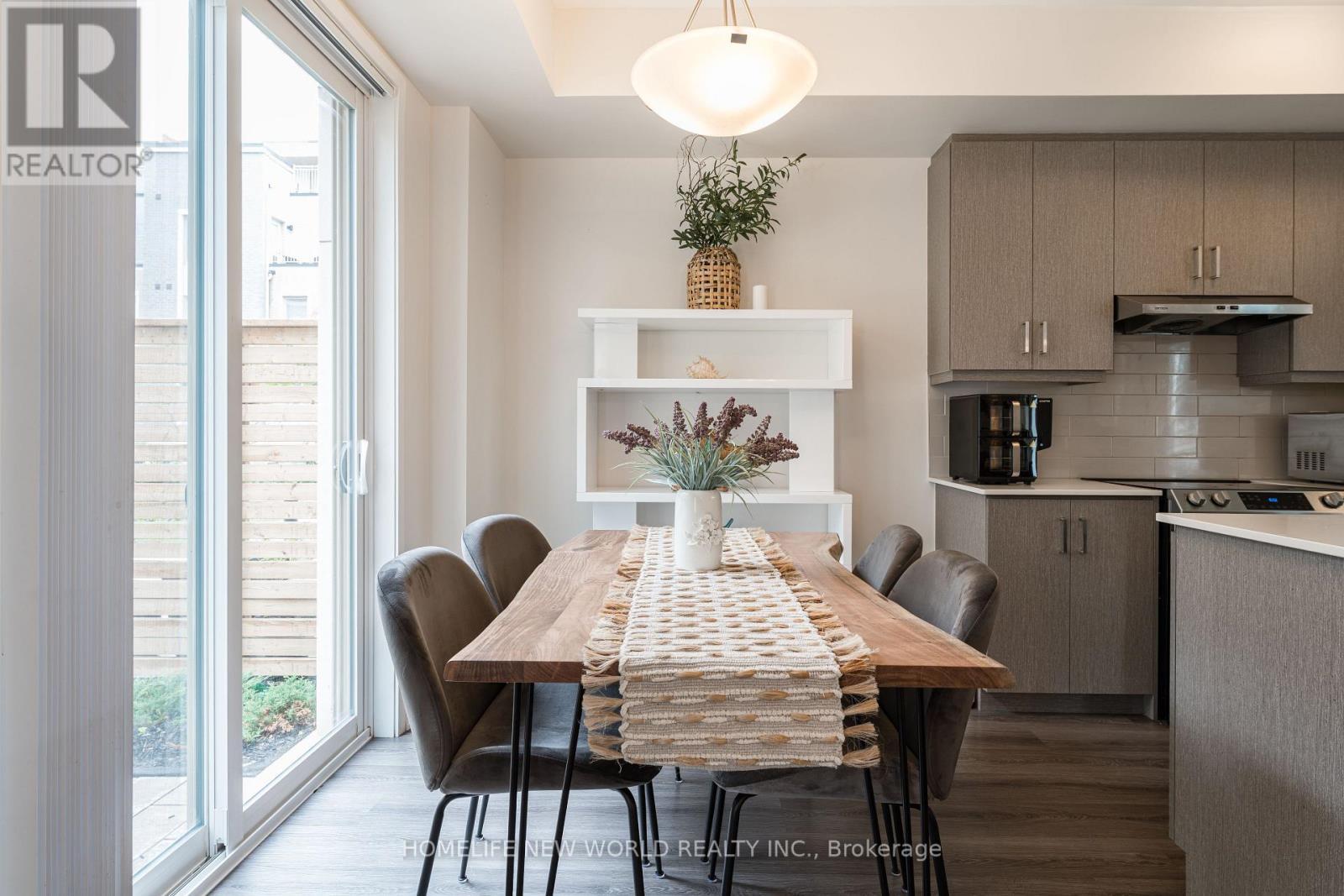 67 Mable Smith Way, Vaughan, ON - Indoor Photo Showing Dining Room