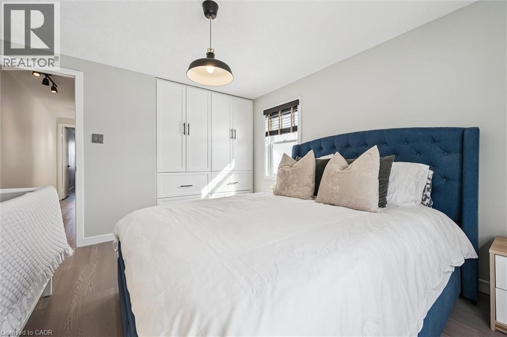 707 Jacob Lane, Waterloo, ON - Indoor Photo Showing Bedroom