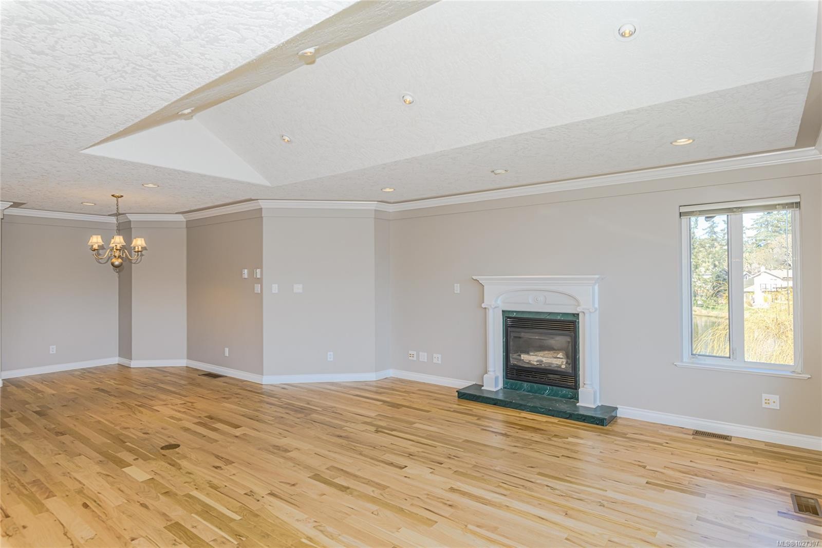 6 Werra Landing, View Royal, BC