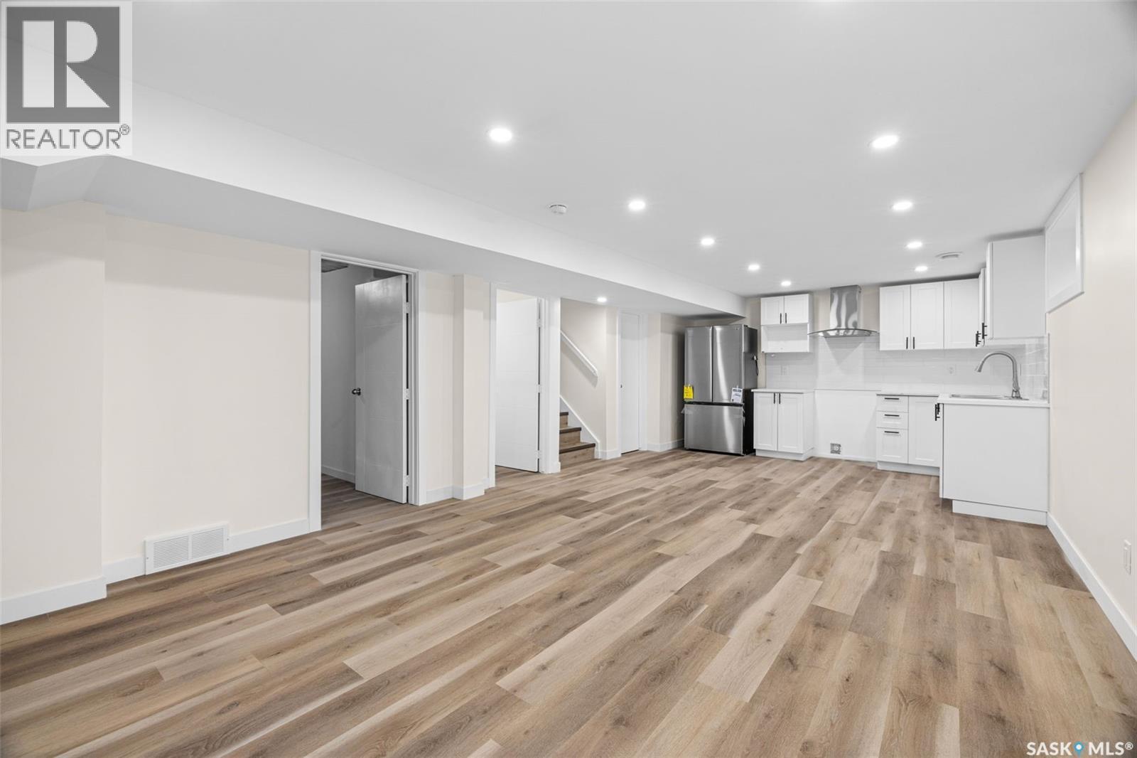 91 Howell Avenue, Saskatoon, SK - Indoor