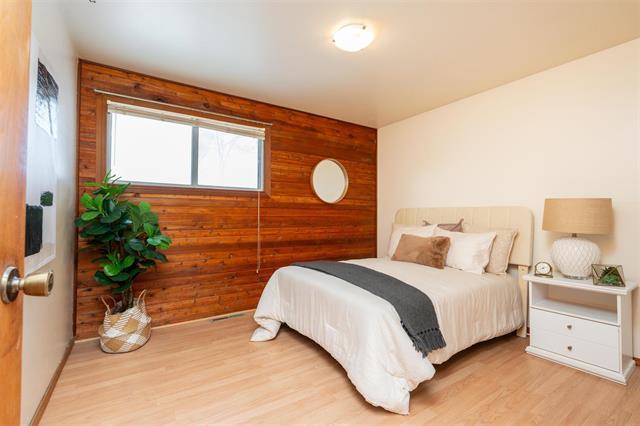 382 Kent Rd, Winnipeg, MB