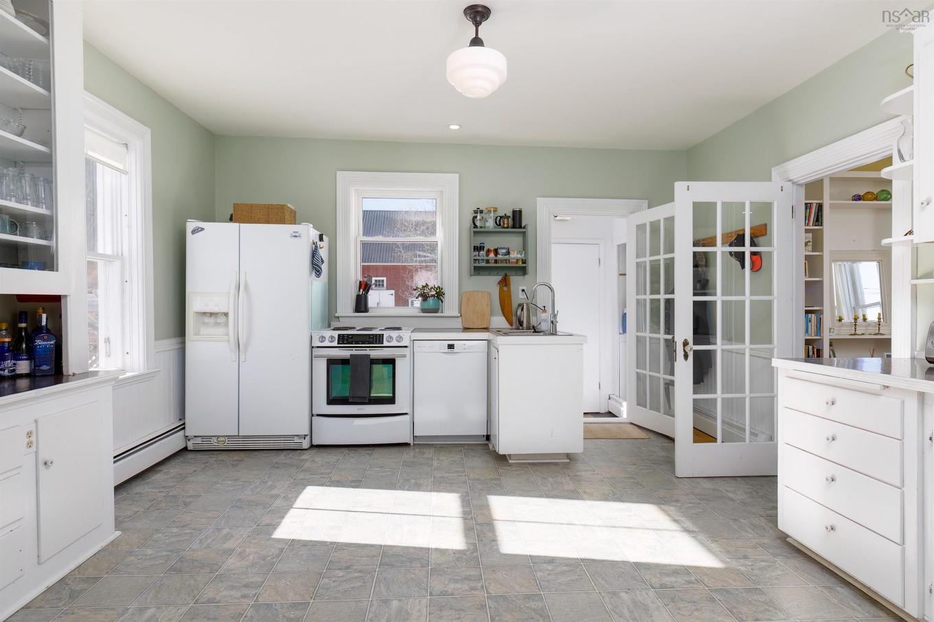 90 Tannery Road, Lunenburg, NS