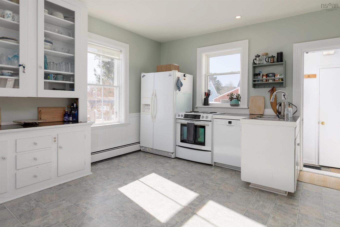 90 Tannery Road, Lunenburg, NS