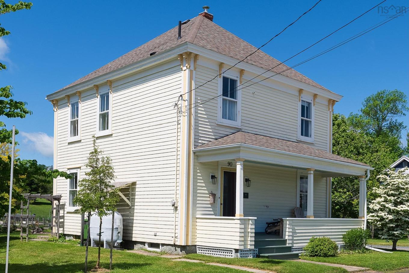 90 Tannery Road, Lunenburg, NS