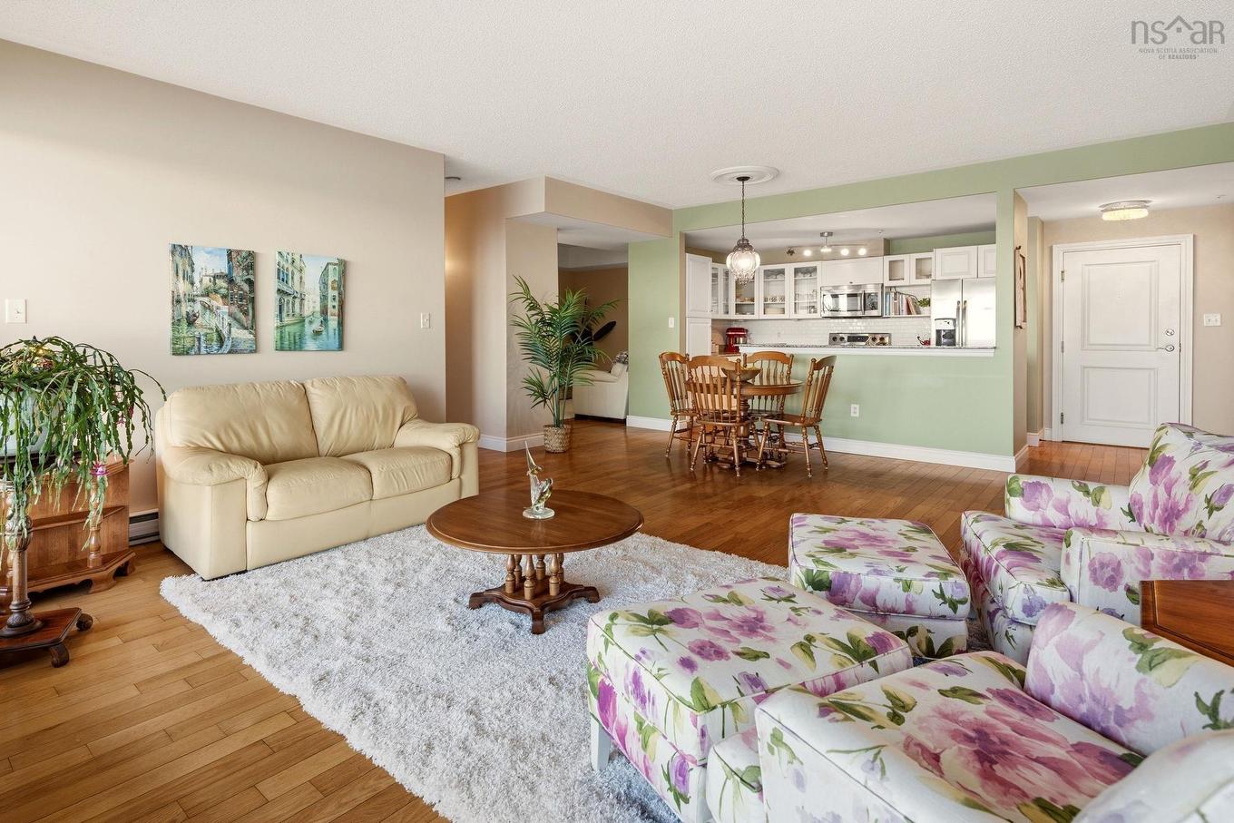 304 647 Bedford Highway, Halifax, NS