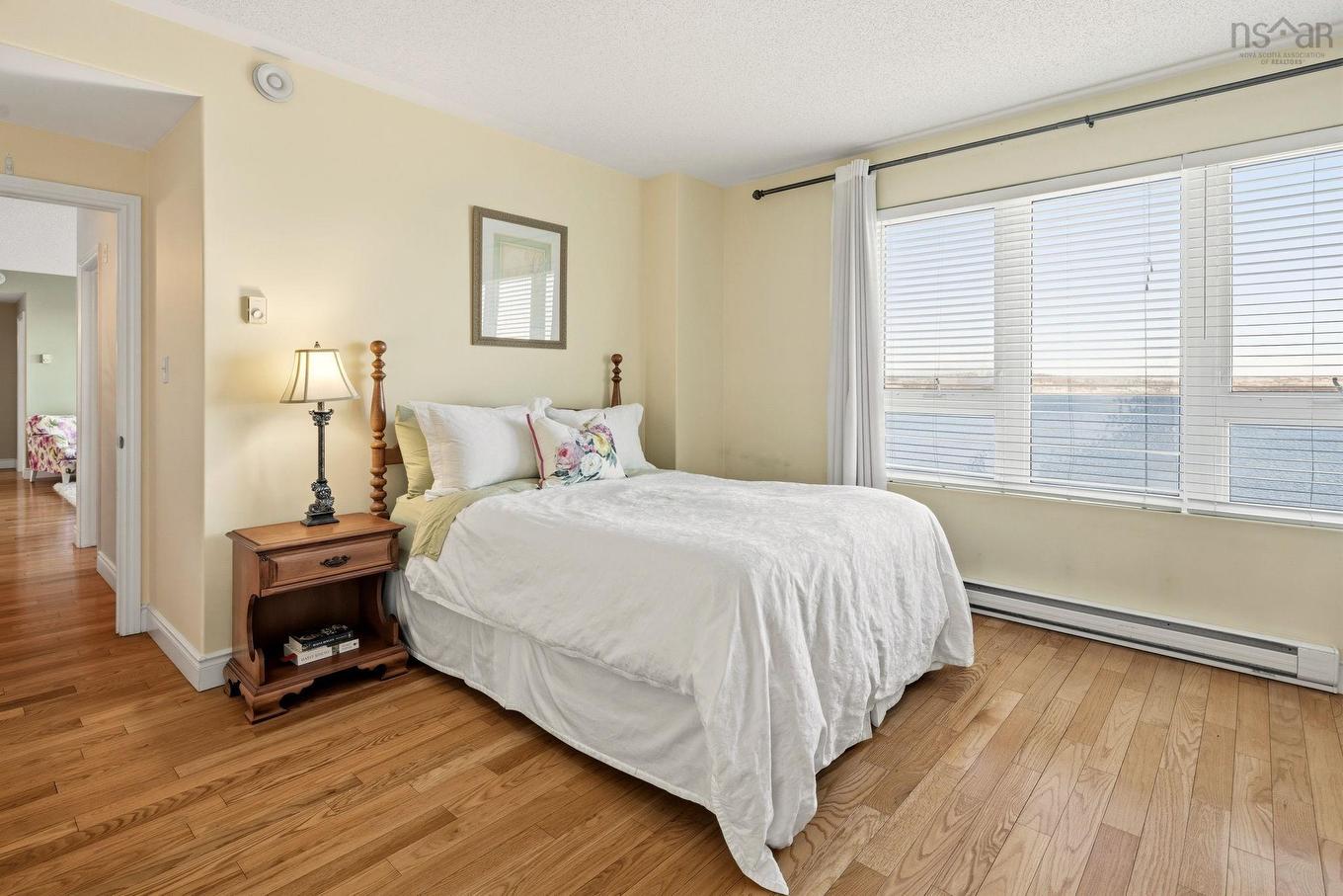304 647 Bedford Highway, Halifax, NS