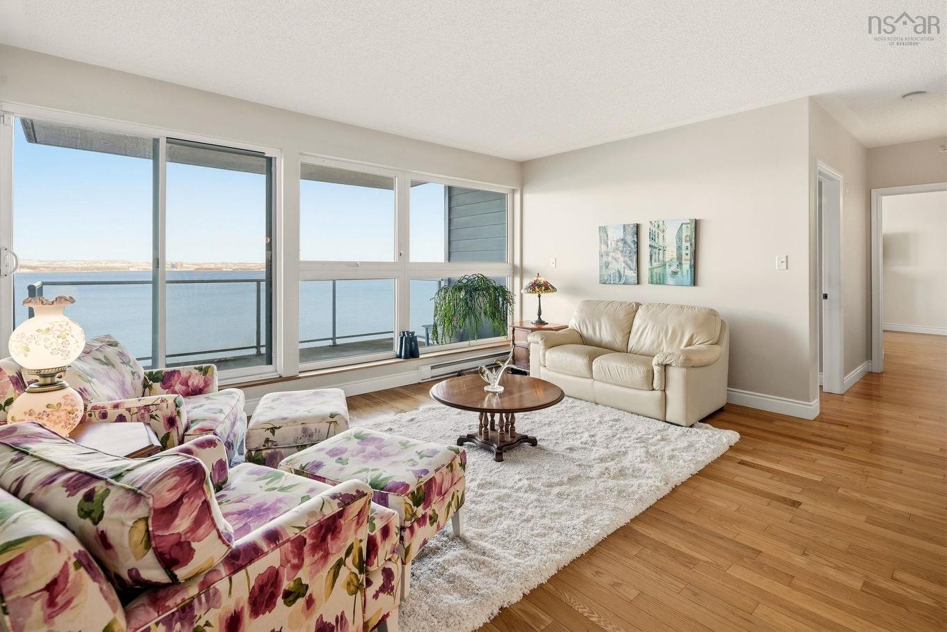 304 647 Bedford Highway, Halifax, NS