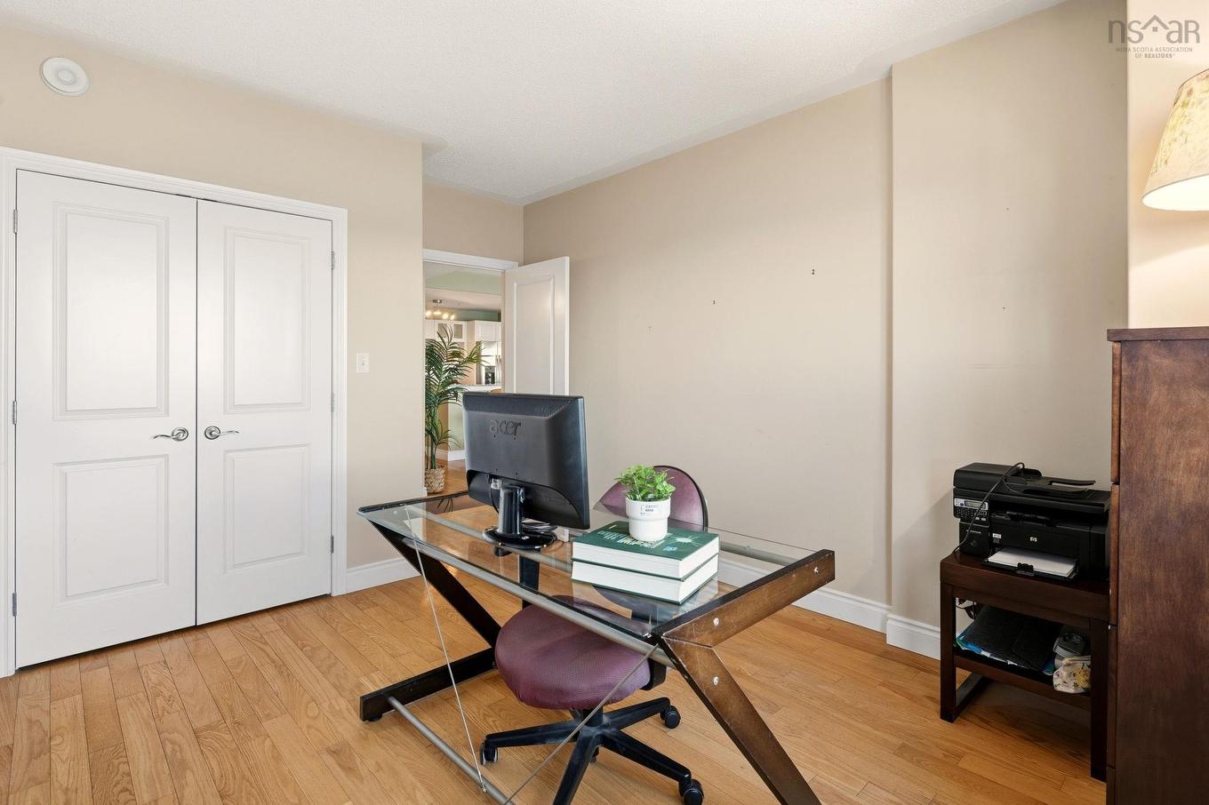 304 647 Bedford Highway, Halifax, NS