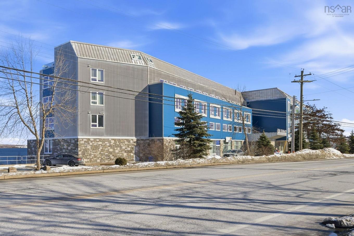 304 647 Bedford Highway, Halifax, NS
