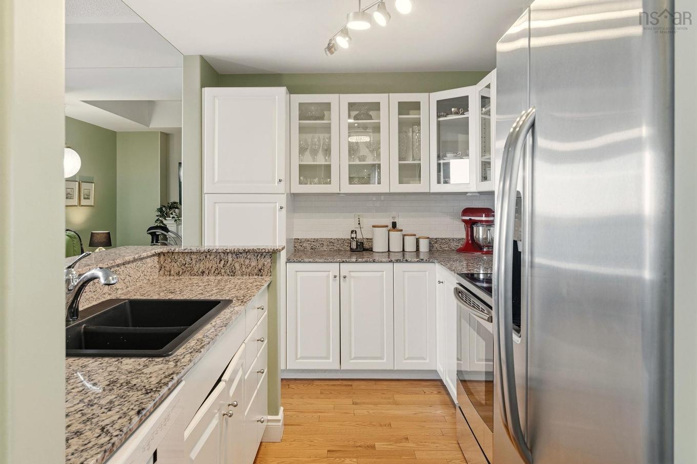 304 647 Bedford Highway, Halifax, NS