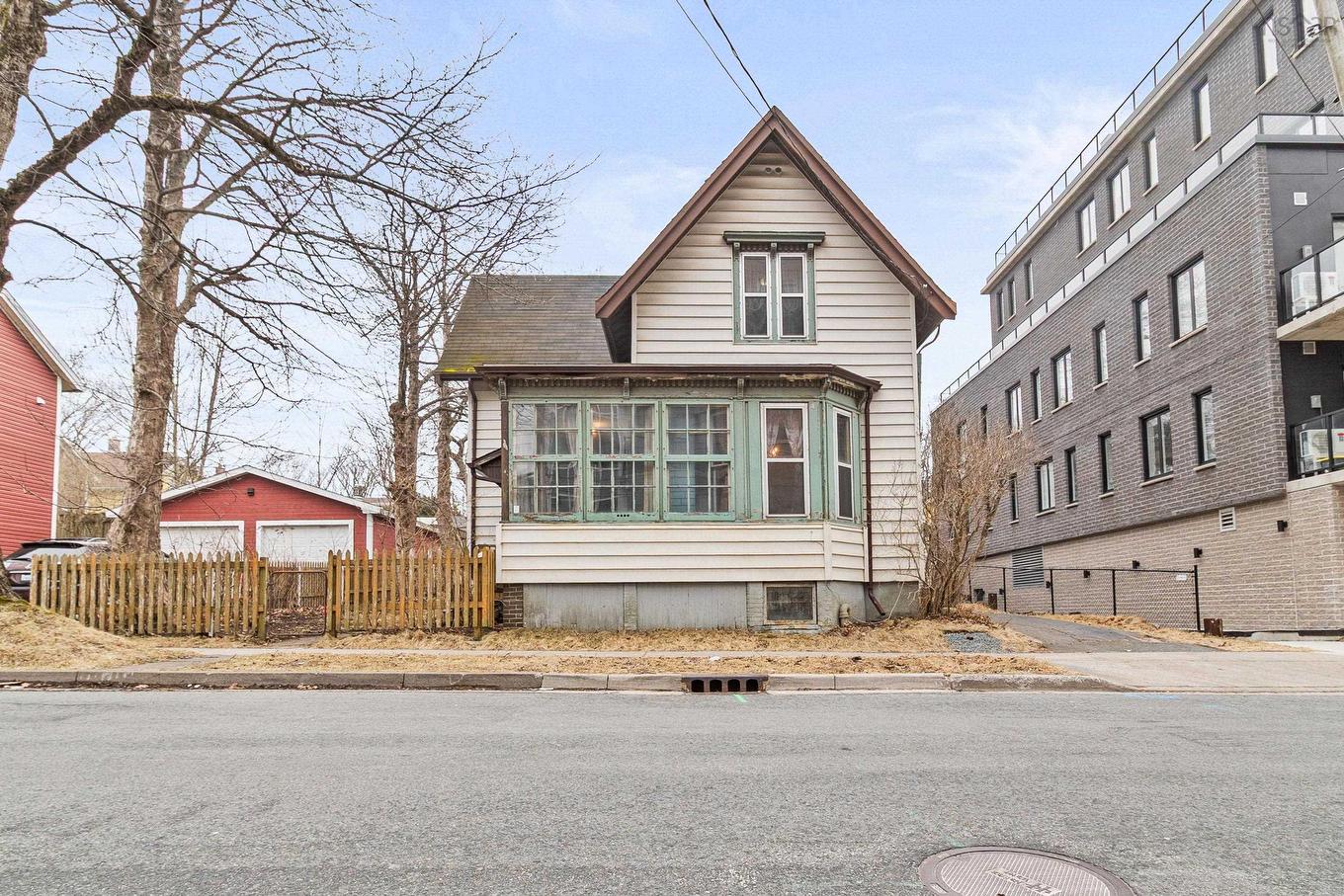 2746 Gladstone Street, Halifax, NS