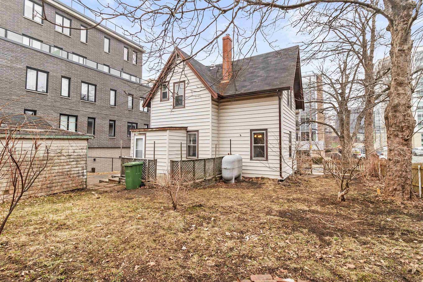 2746 Gladstone Street, Halifax, NS