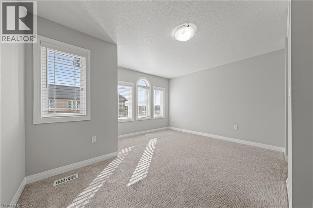 53 Aquarius Crescent, Hamilton, ON - Indoor Photo Showing Other Room