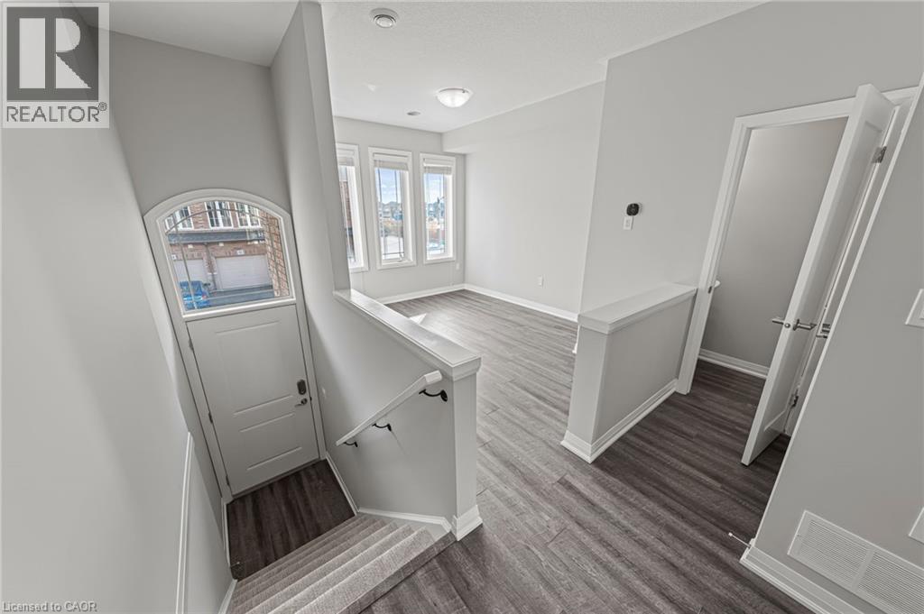 53 Aquarius Crescent, Hamilton, ON - Indoor Photo Showing Other Room