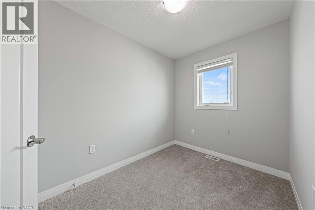 53 Aquarius Crescent, Hamilton, ON - Indoor Photo Showing Other Room