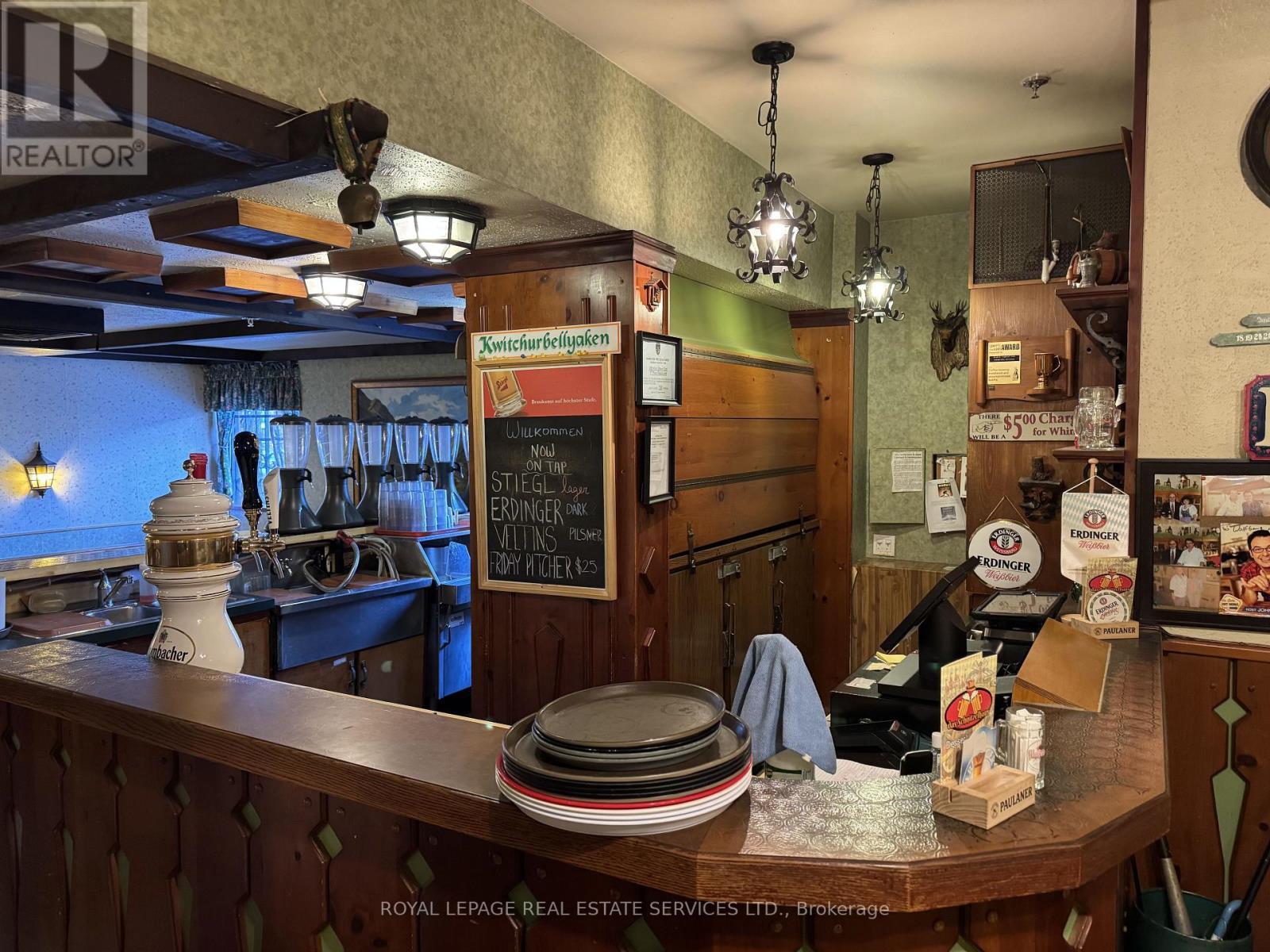 255 King Street E, Hamilton, ON