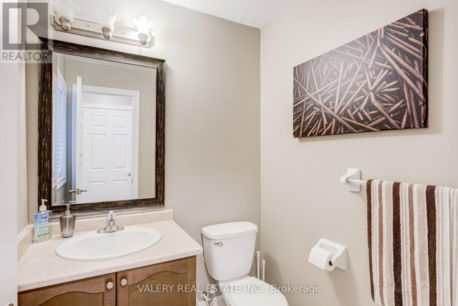 63 Bathgate Crescent, Clarington, ON - Indoor Photo Showing Bathroom