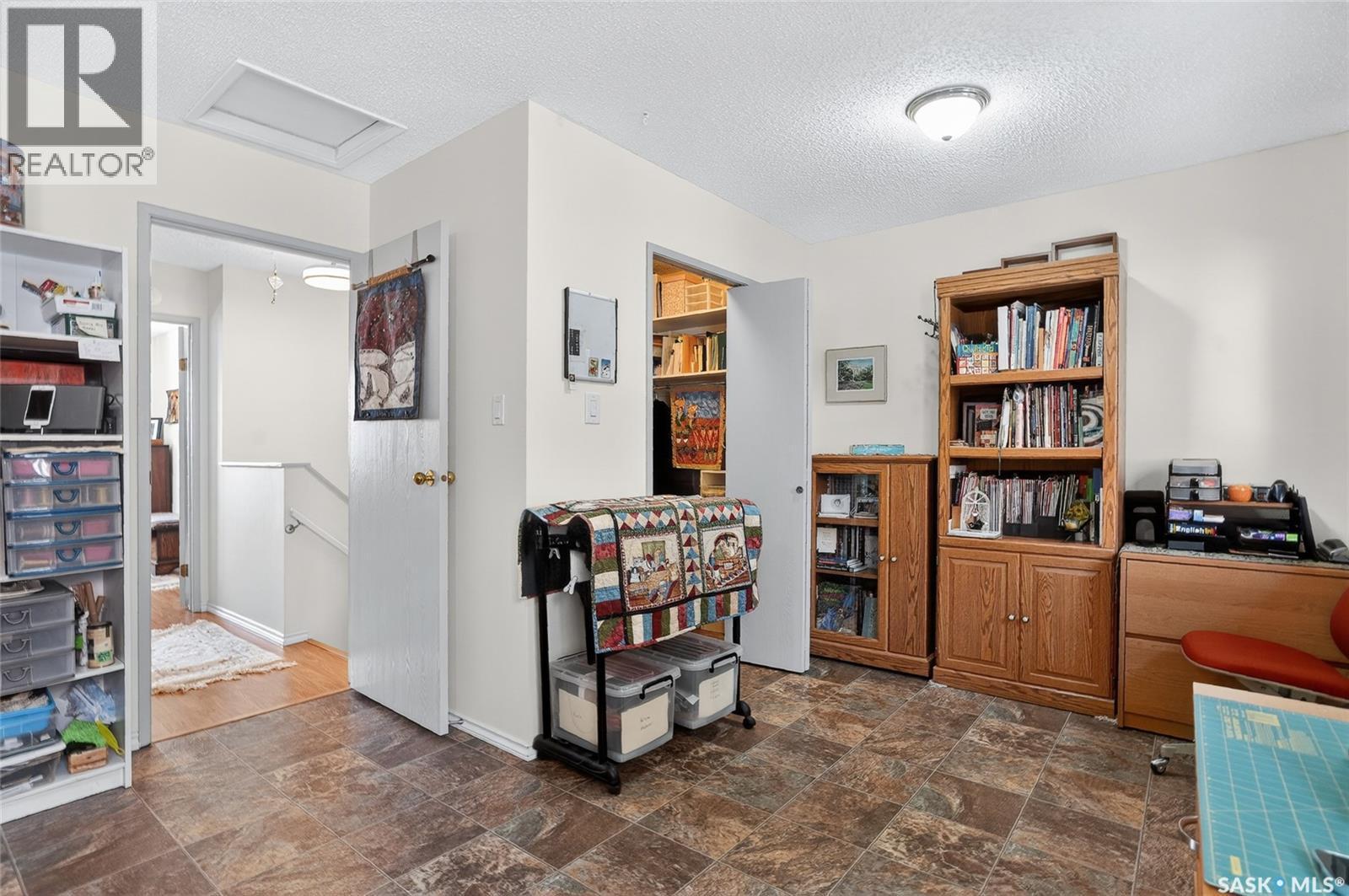 13 1128 Mckercher Drive, Saskatoon, SK - Indoor