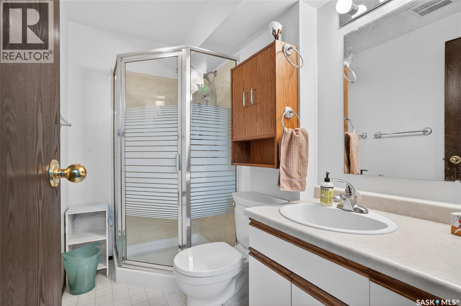 13 1128 Mckercher Drive, Saskatoon, SK - Indoor Photo Showing Bathroom