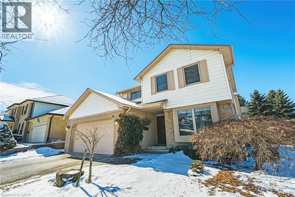 577 Tomahawk Crescent, Ancaster, ON - Outdoor