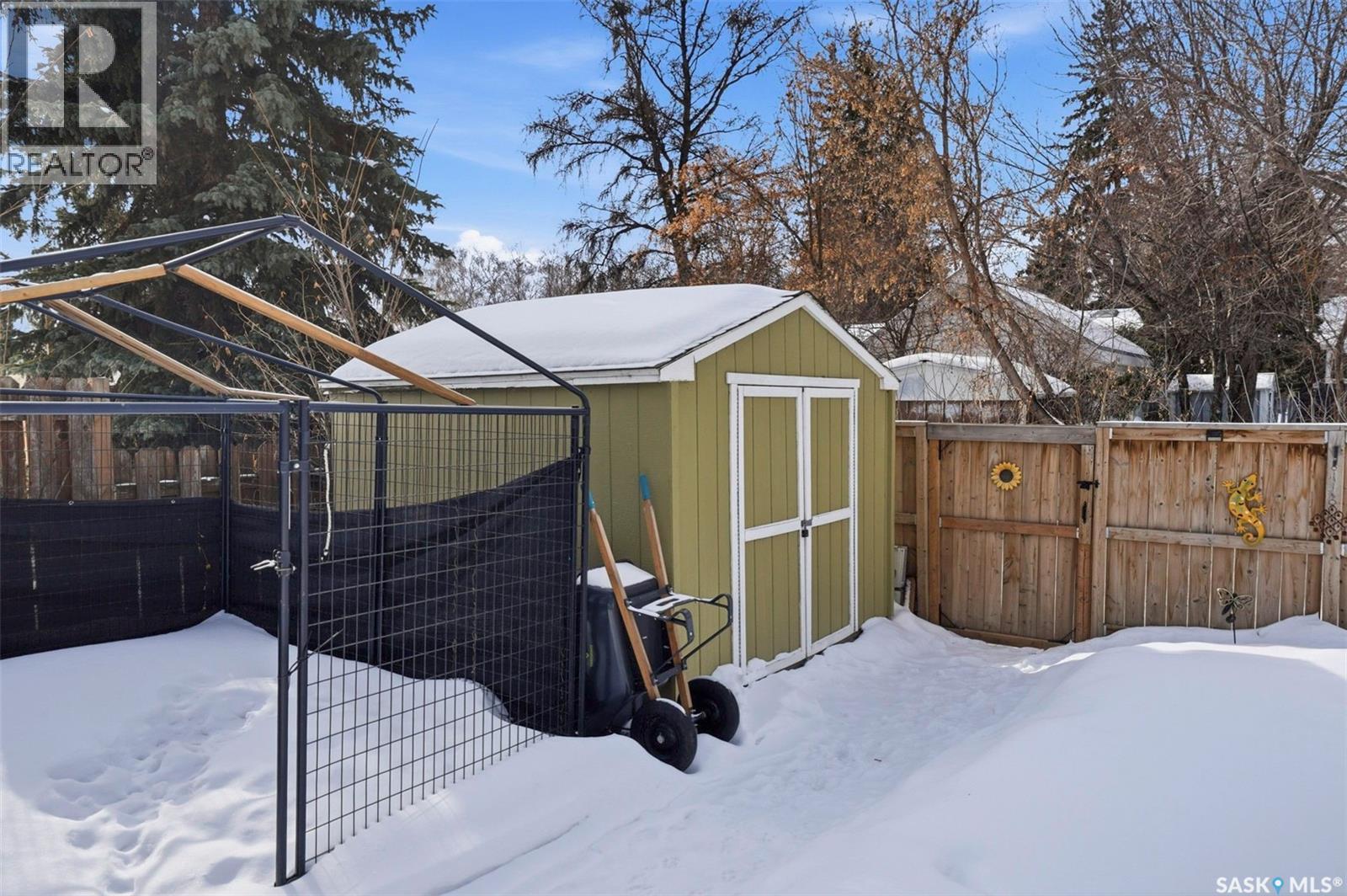 2349 Easthill, Saskatoon, SK - Outdoor