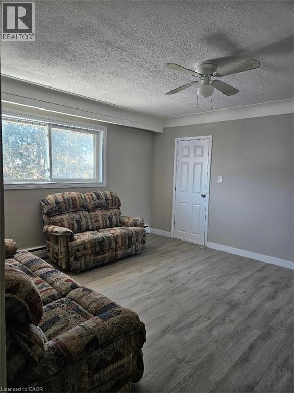 240 Duke Street E Unit# 5, Kitchener, ON - Indoor Photo Showing Bedroom