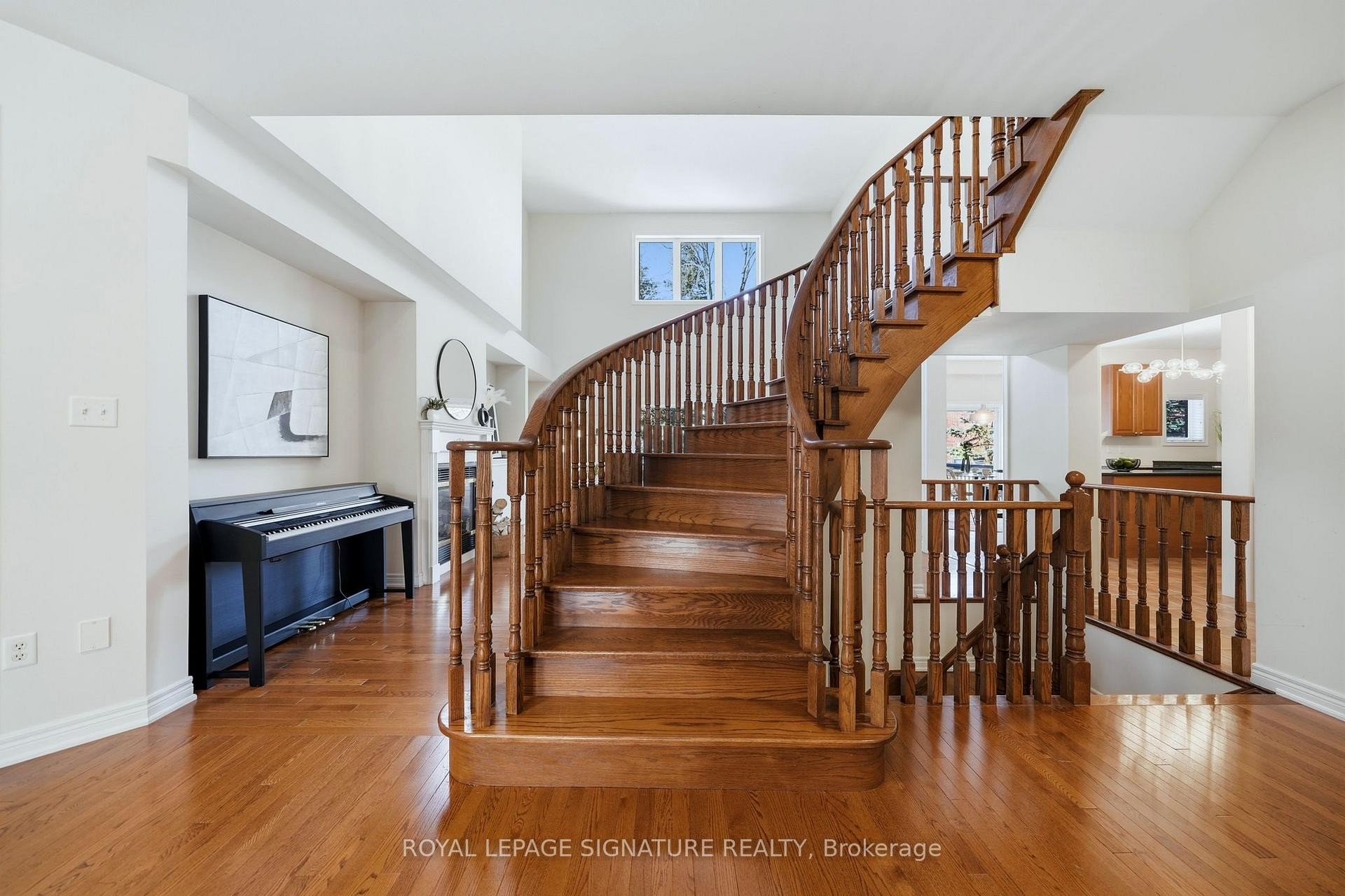 192 Williamson Drive E, Ajax, ON - Indoor Photo Showing Other Room