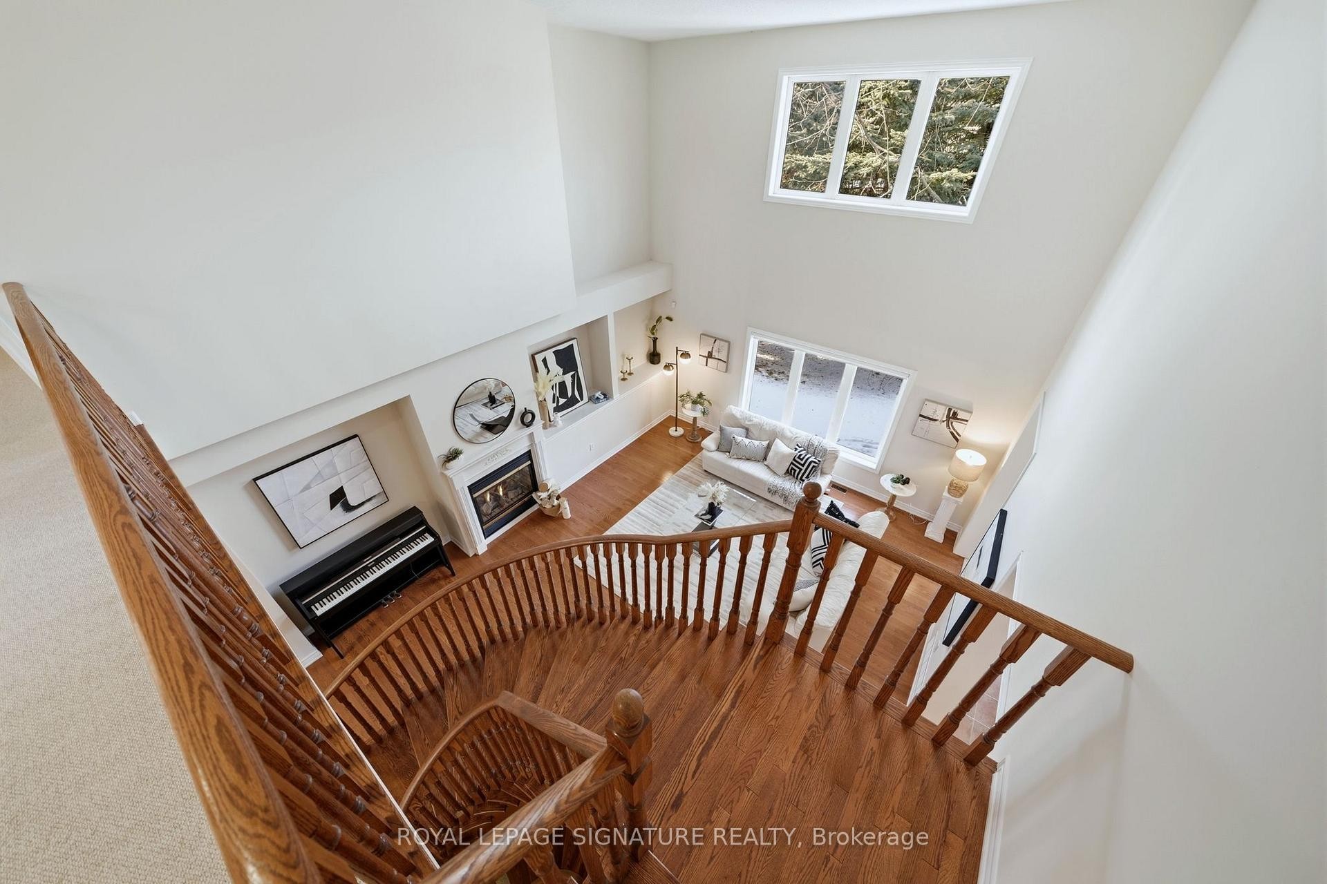 192 Williamson Drive E, Ajax, ON - Indoor