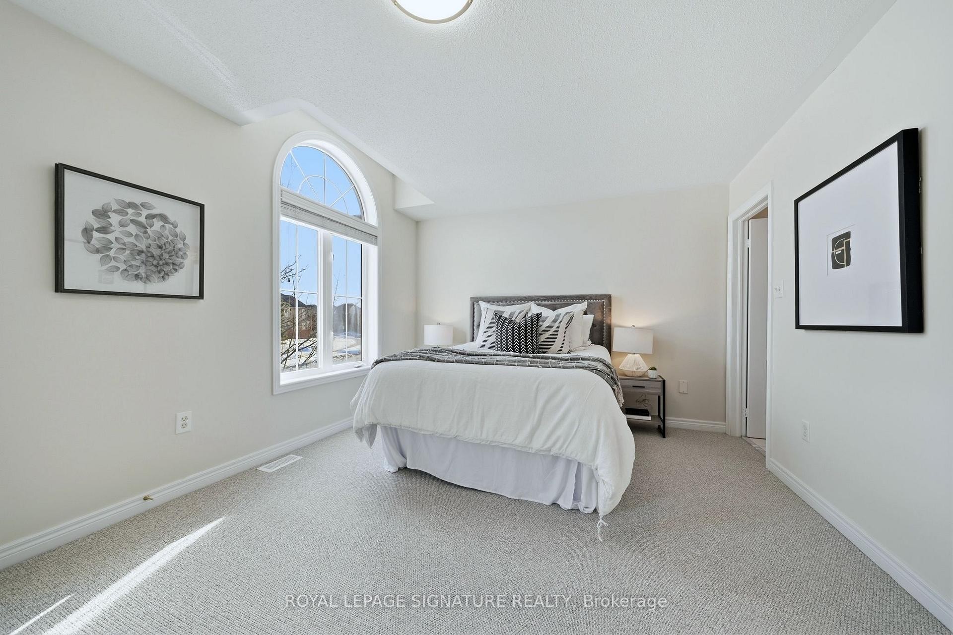 192 Williamson Drive E, Ajax, ON - Indoor Photo Showing Bedroom
