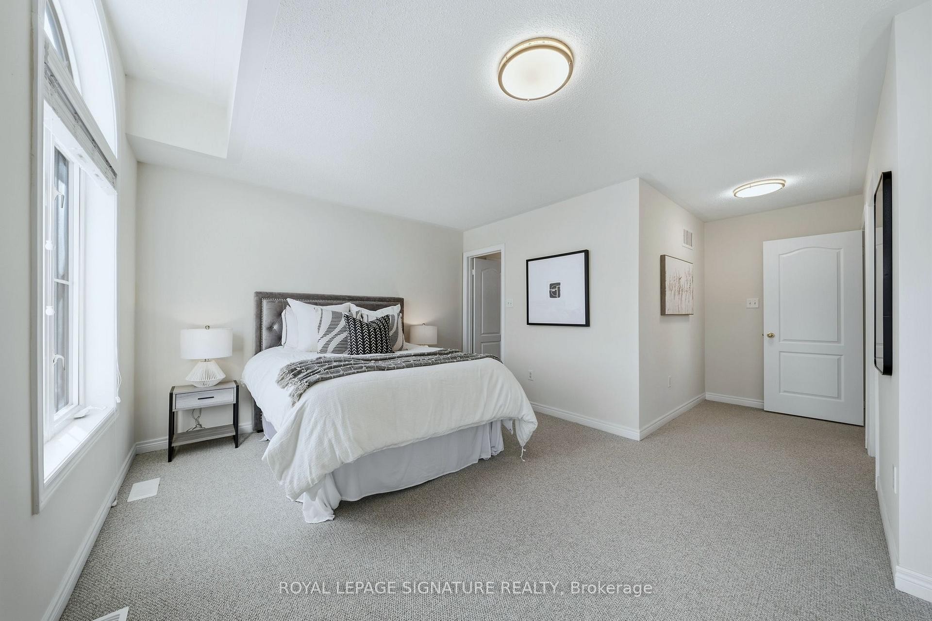 192 Williamson Drive E, Ajax, ON - Indoor Photo Showing Bedroom