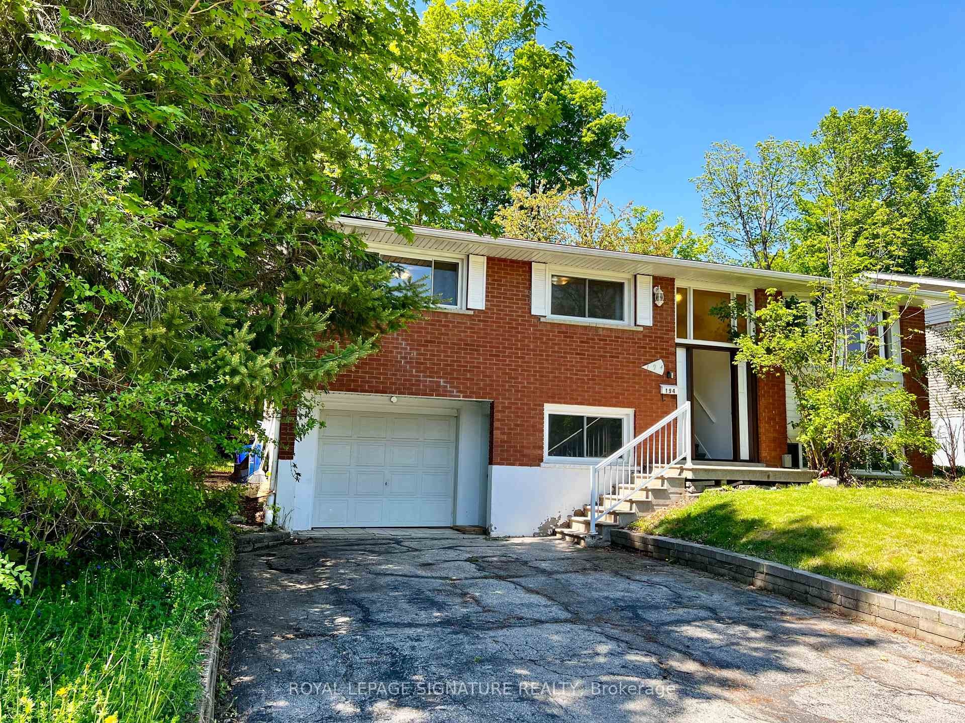 194 Cedarbrae Avenue, Waterloo, ON - Outdoor