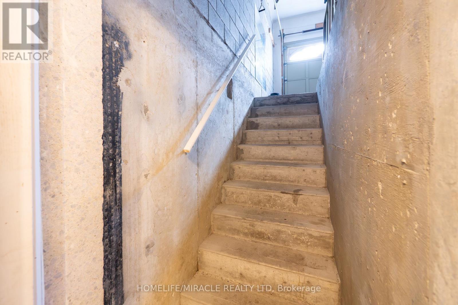 967 Ledbury Crescent, Mississauga, ON - Indoor Photo Showing Other Room