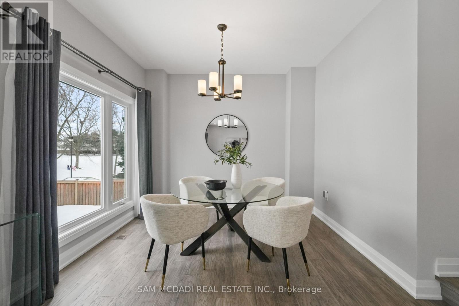 4235 Pheasant Run, Mississauga, ON - Indoor Photo Showing Dining Room