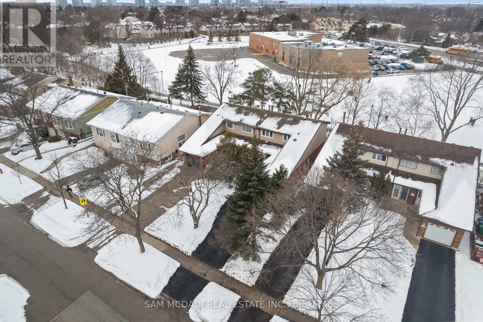 4235 Pheasant Run, Mississauga, ON - Outdoor With View