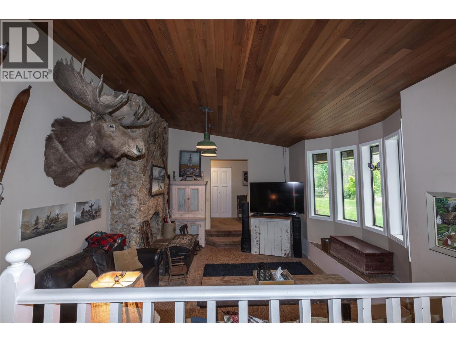 2523 Evans Road, Celista, BC - Indoor