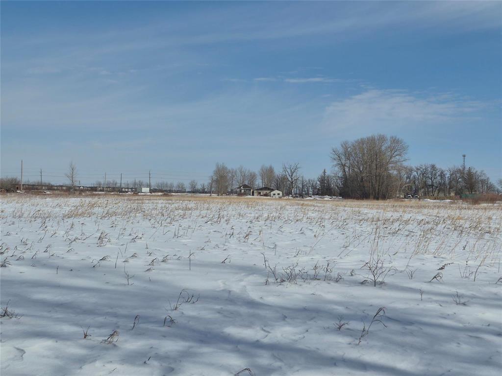 200 Sioux Road W, Winnipeg, MB