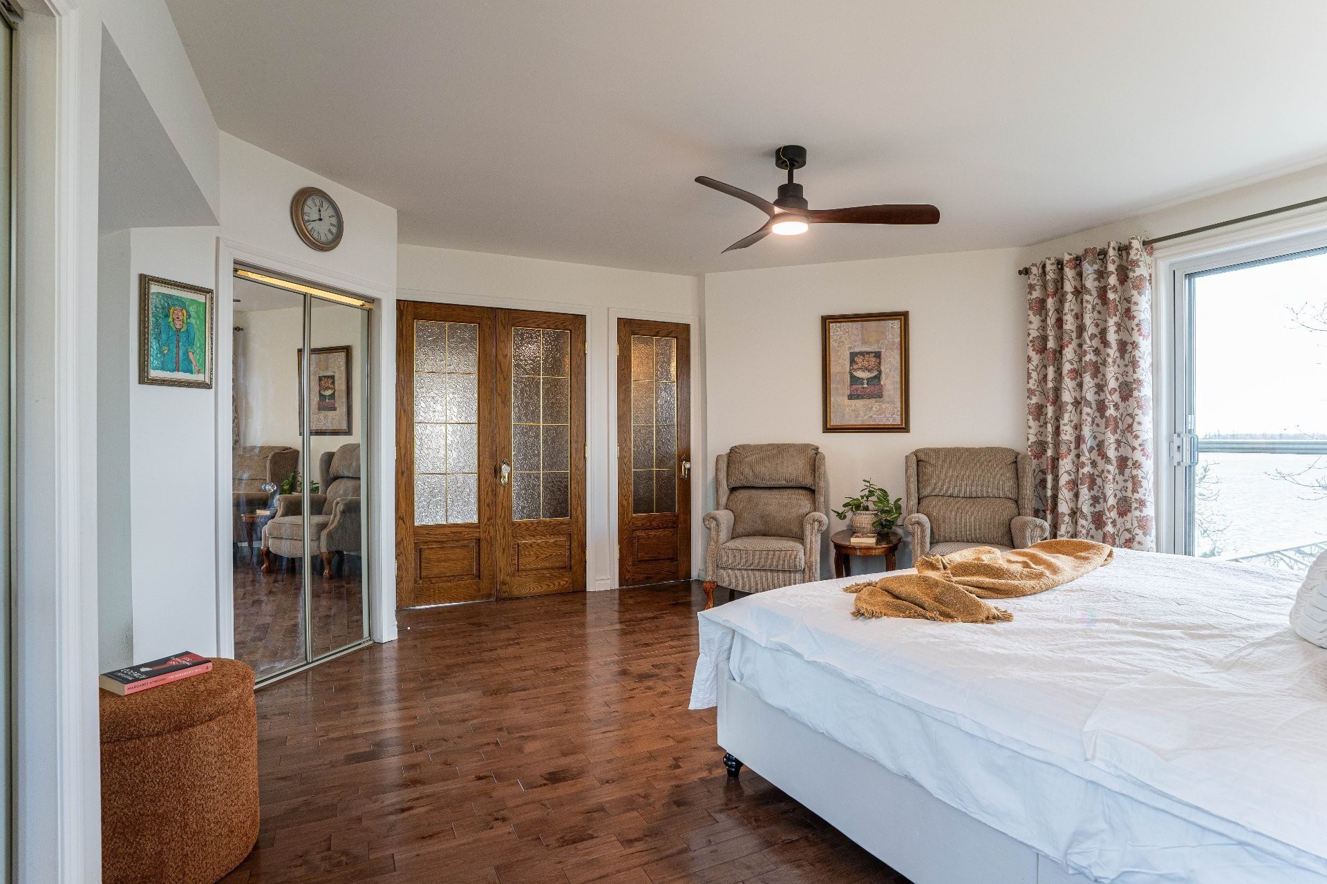 Chambre à coucher principale - 8940 Boul. Marie-Victorin, Brossard, QC - Indoor Photo Showing Bedroom