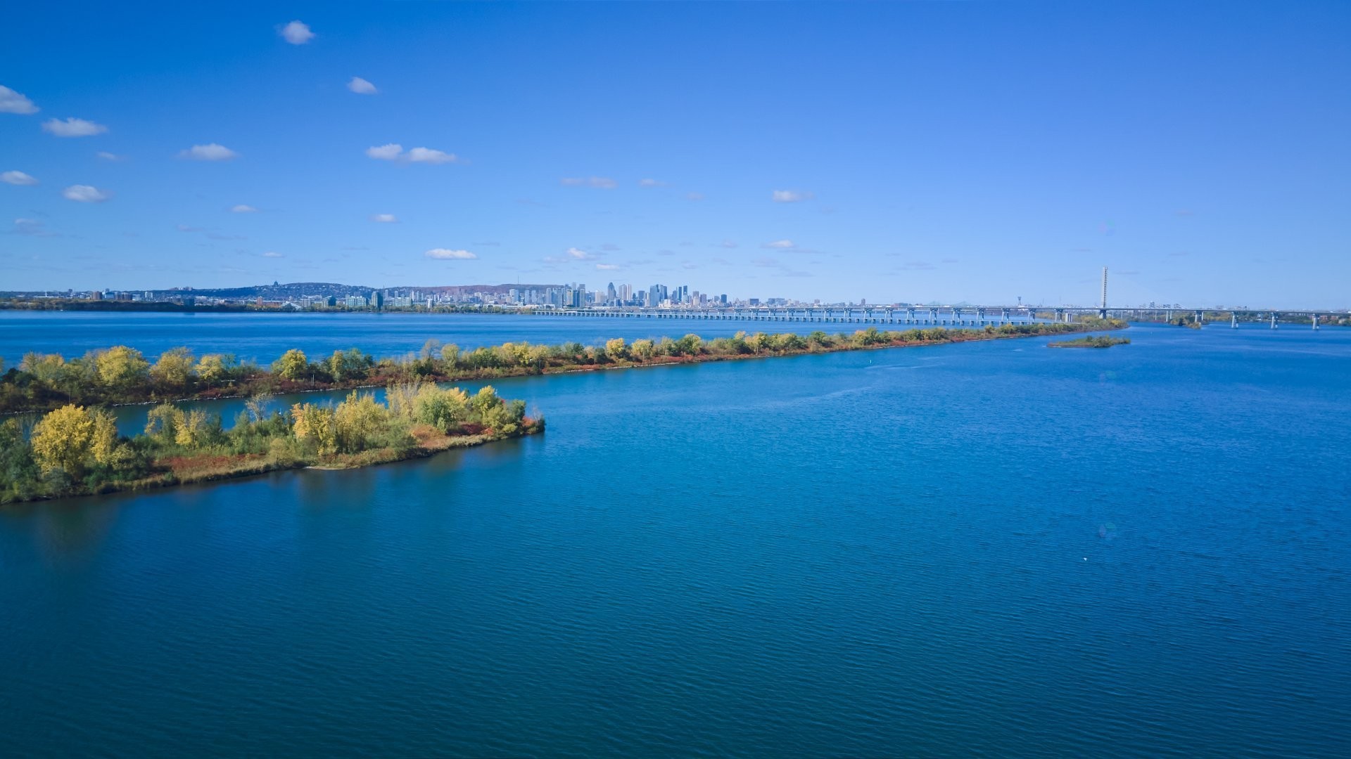 Vue sur l'eau - 8940 Boul. Marie-Victorin, Brossard, QC - Outdoor With Body Of Water With View