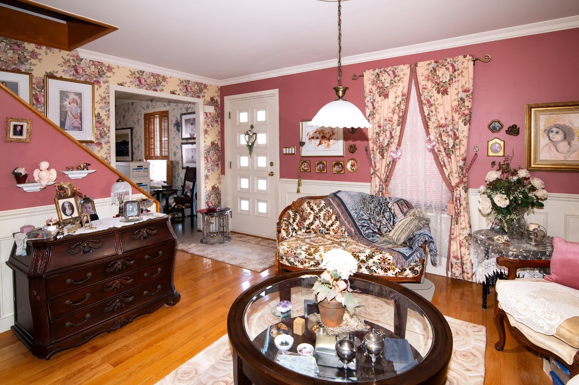 Living Room - 780 Rue Taché, Saint-Pascal, QC - Indoor Photo Showing Living Room