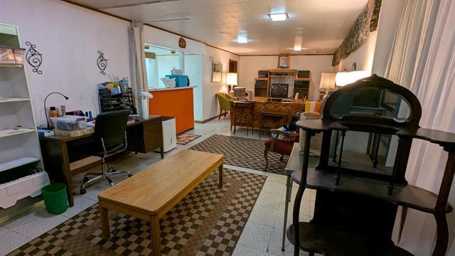 111 Laval Dr, Winnipeg, MB