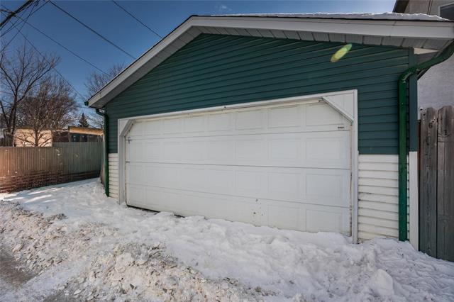 619 Rathgar Ave, Winnipeg, MB