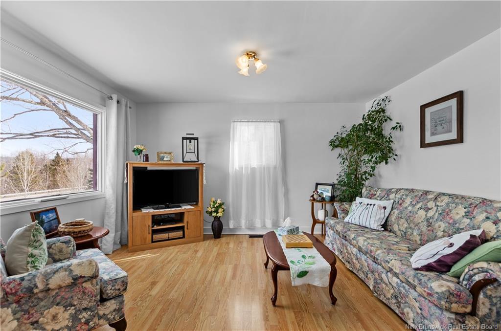 7304 Route 102, Dumfries, NB