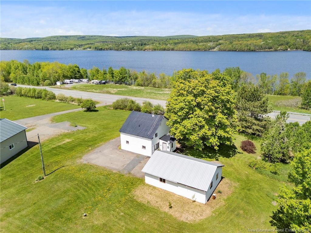 7304 Route 102, Dumfries, NB