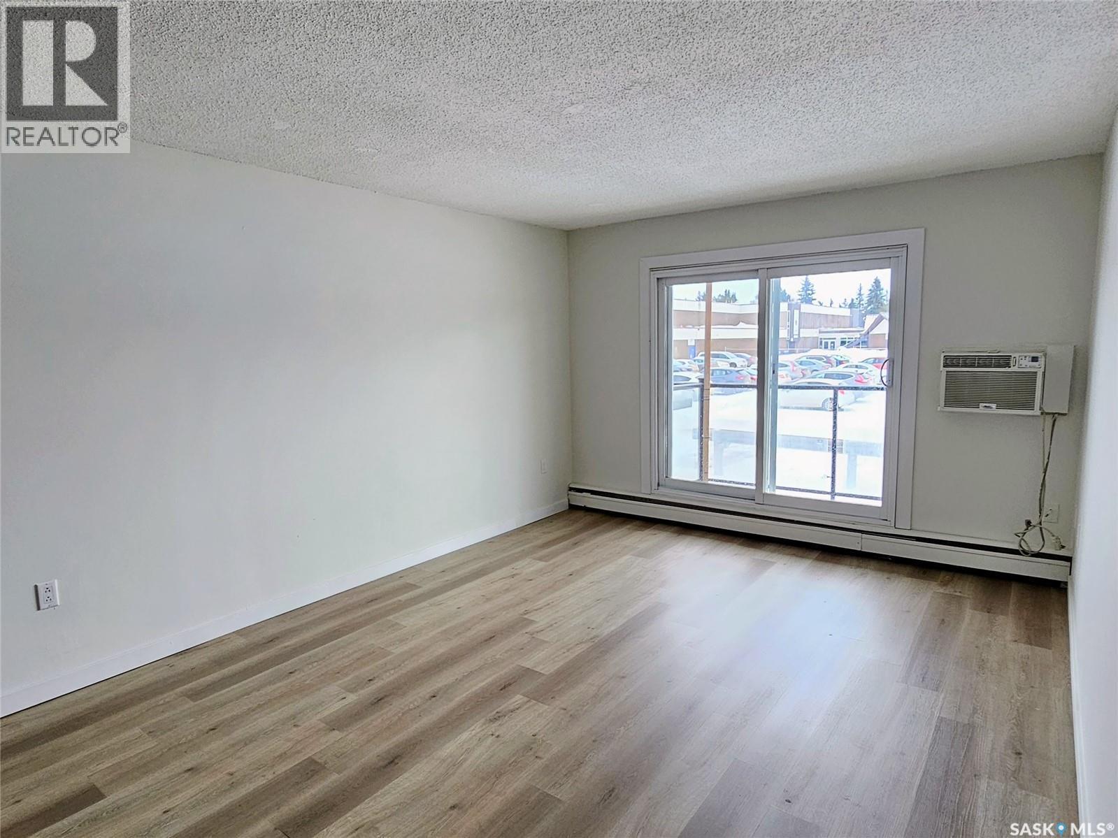 13 2 Summers Place, Saskatoon, SK - Indoor Photo Showing Other Room