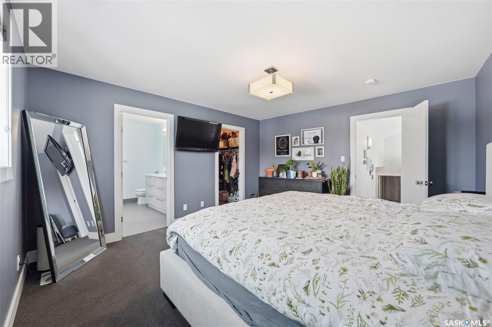 370 Atton Crescent, Saskatoon, SK - Indoor Photo Showing Bedroom