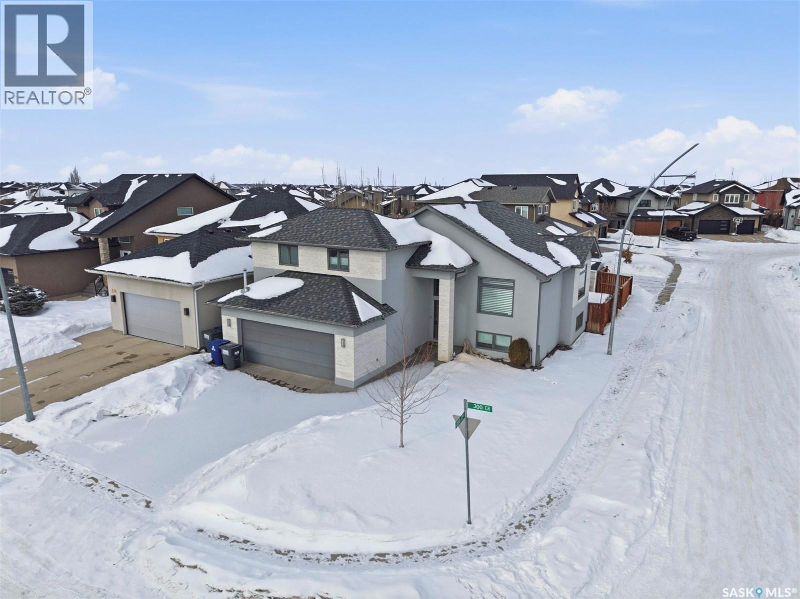 370 Atton Crescent, Saskatoon, SK - Outdoor