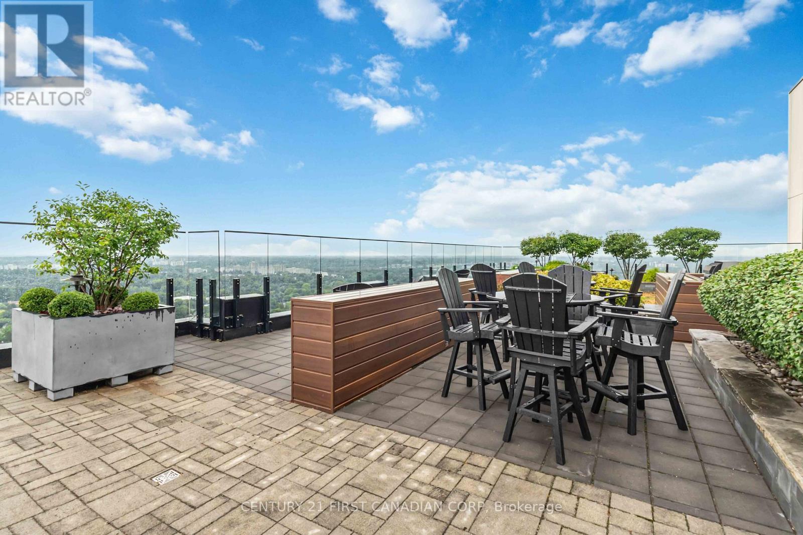 809 - 505 Talbot Street, London East (East F), ON - Outdoor With Deck Patio Veranda