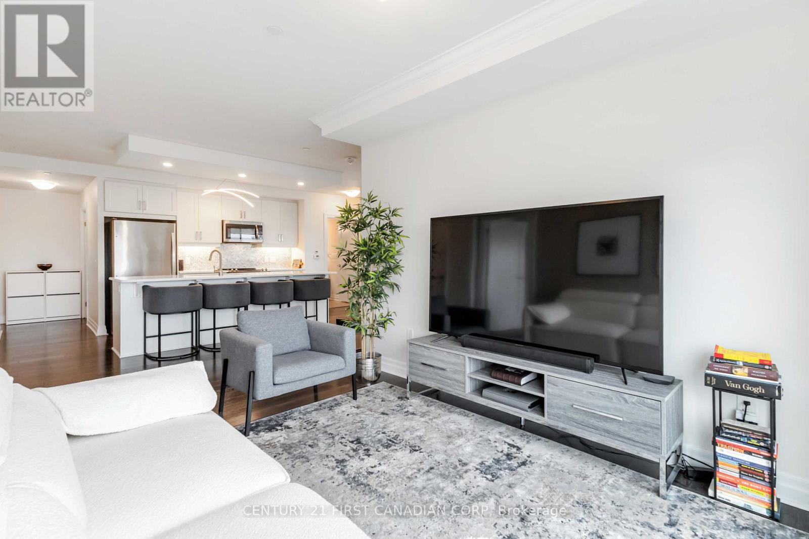 809 - 505 Talbot Street, London East (East F), ON - Indoor Photo Showing Living Room